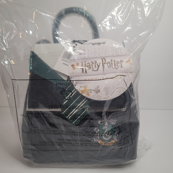 Slytherin Backpack Harry Potter sold at Universal Studios - Picture 3 of 14